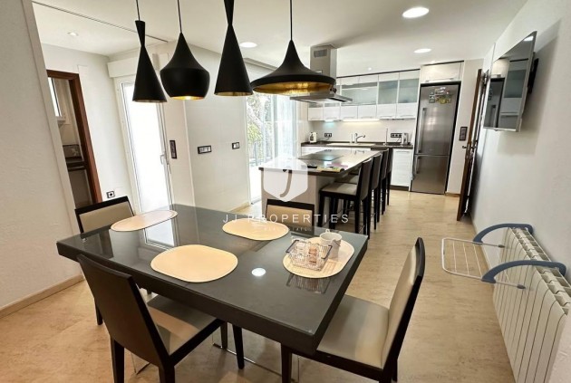 Segunda mano - Villa -
Orihuela Costa - Campoamor