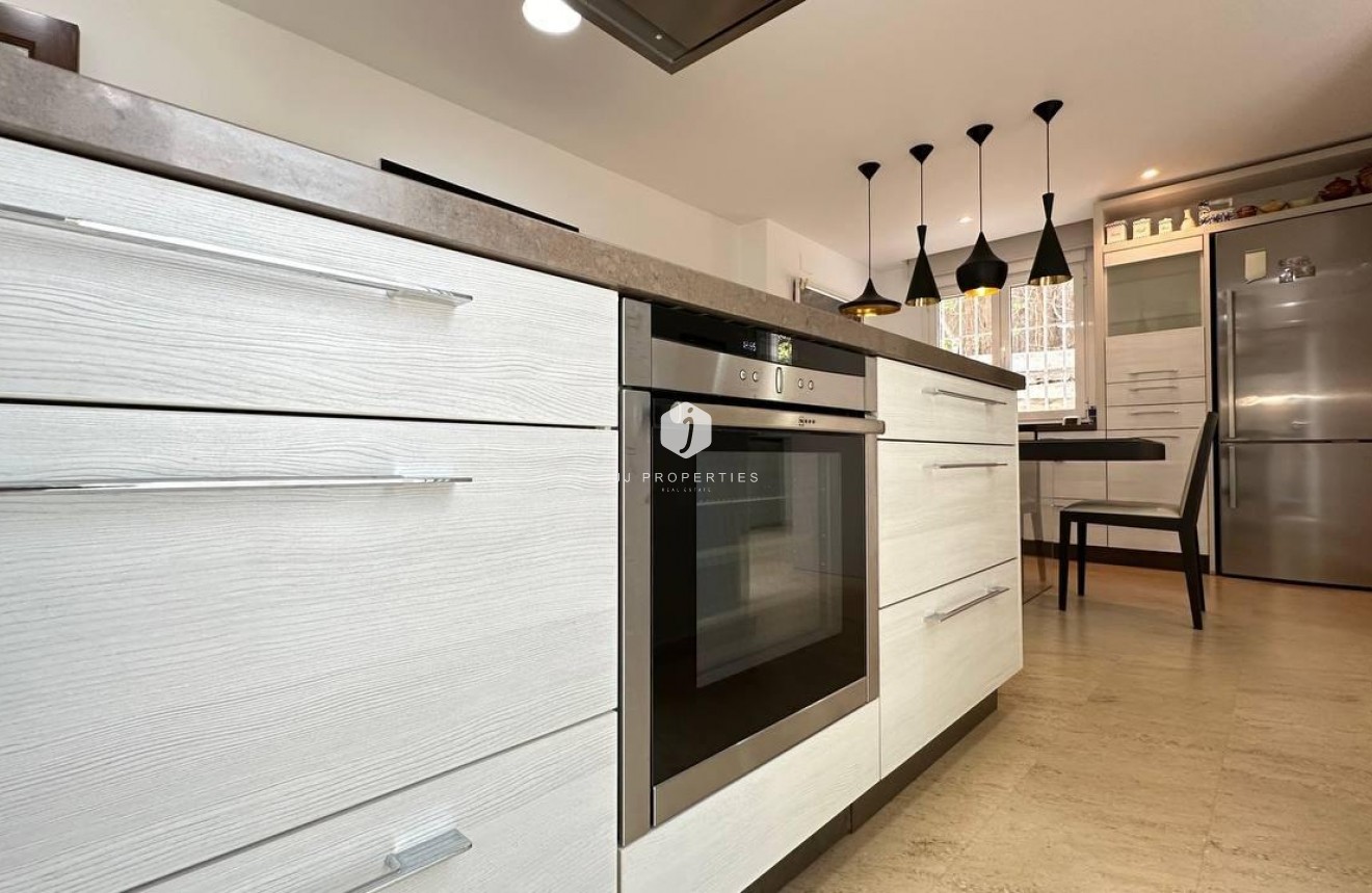 Segunda mano - Villa -
Orihuela Costa - Campoamor