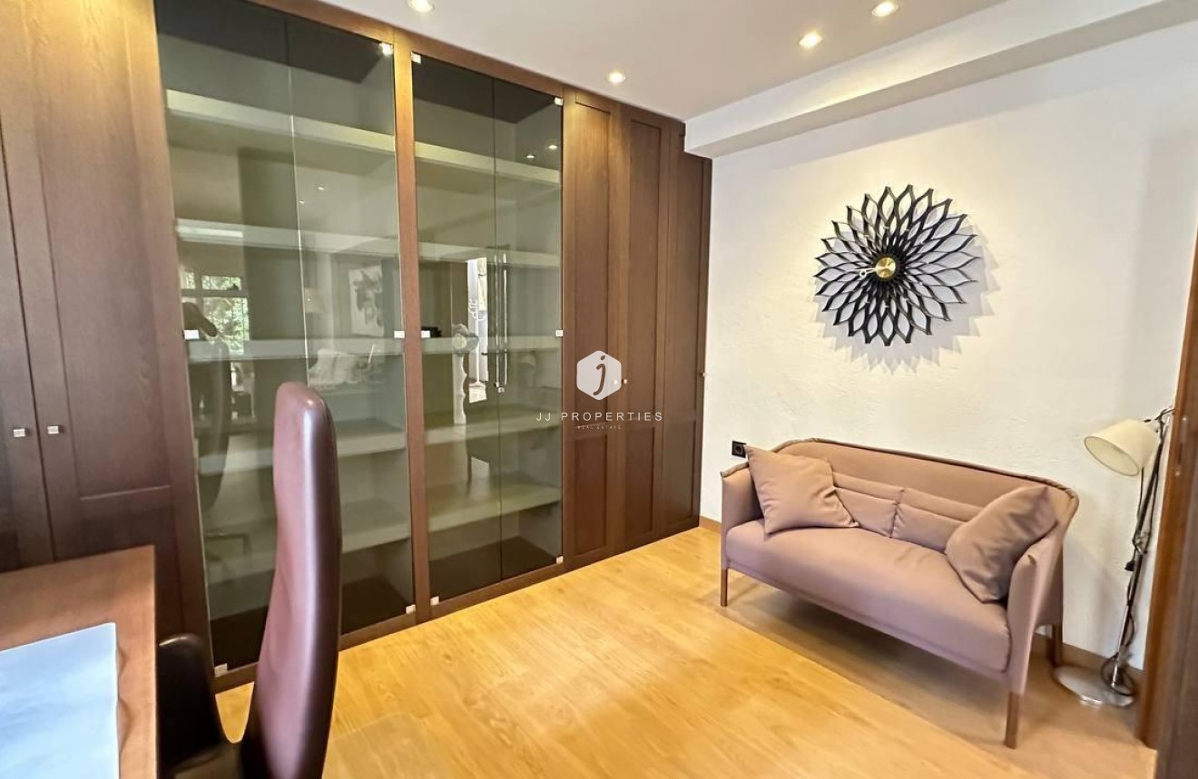 Segunda mano - Villa -
Orihuela Costa - Campoamor