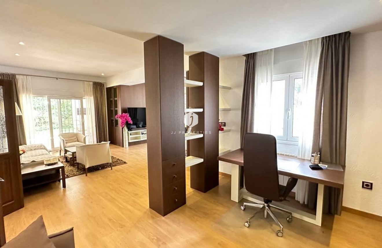 Segunda mano - Villa -
Orihuela Costa - Campoamor