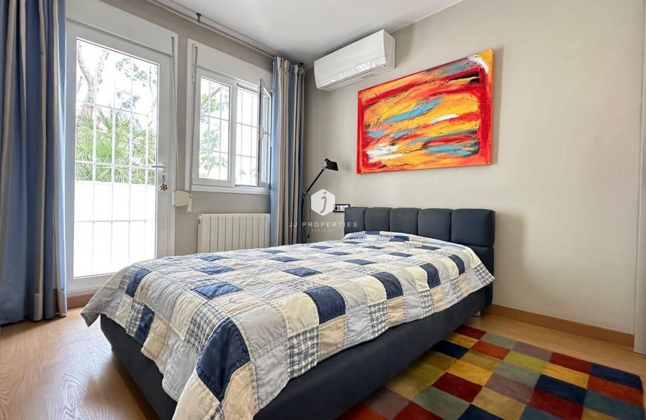 Segunda mano - Villa -
Orihuela Costa - Campoamor