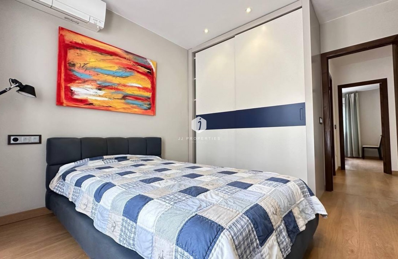 Segunda mano - Villa -
Orihuela Costa - Campoamor