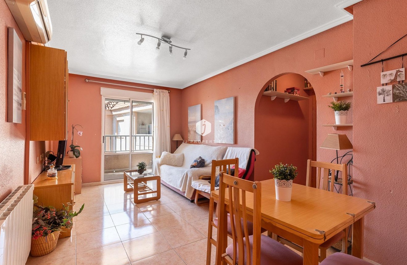 Segunda mano - Ático -
Torrevieja - El molino