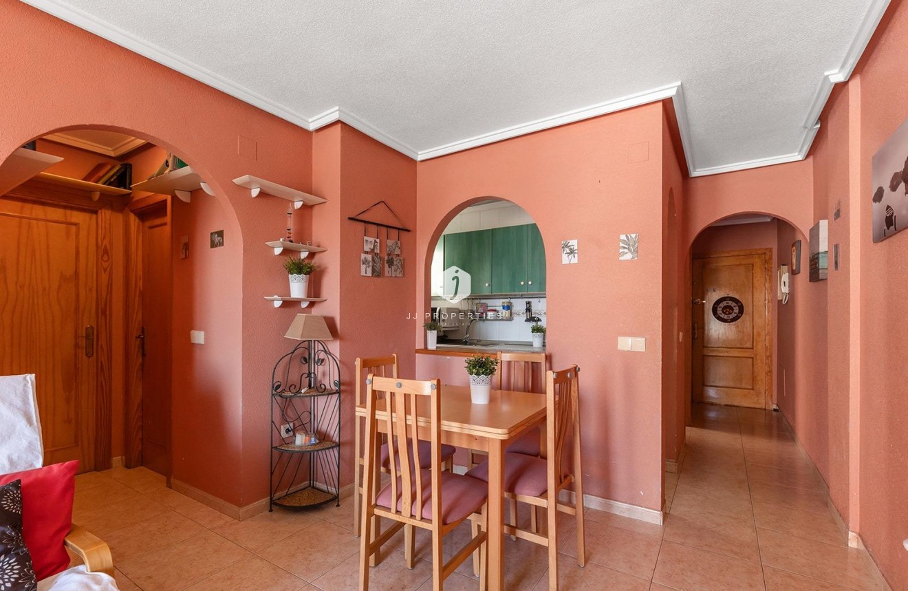 Segunda mano - Ático -
Torrevieja - El molino