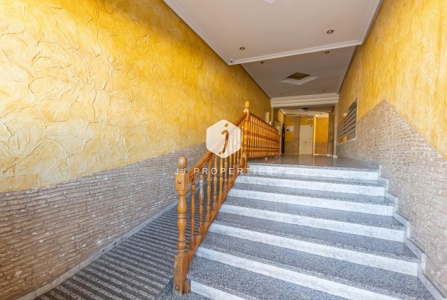 Segunda mano - Ático -
Torrevieja - El molino