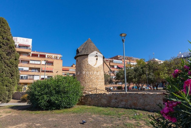 Segunda mano - Ático -
Torrevieja - El molino