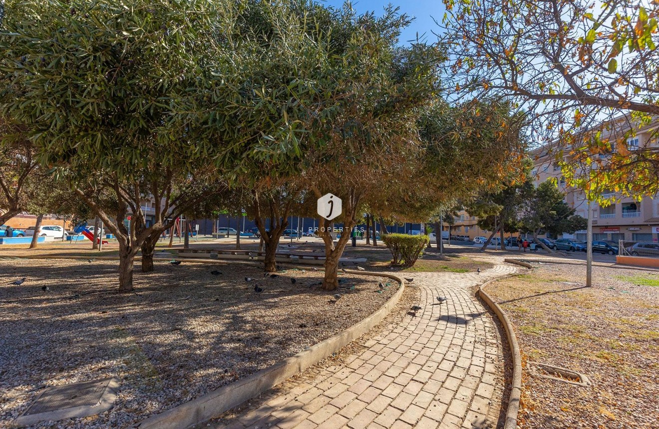 Segunda mano - Ático -
Torrevieja - El molino