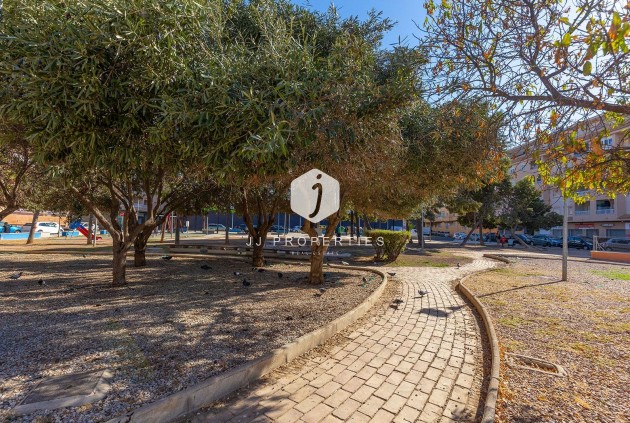 Segunda mano - Ático -
Torrevieja - El molino