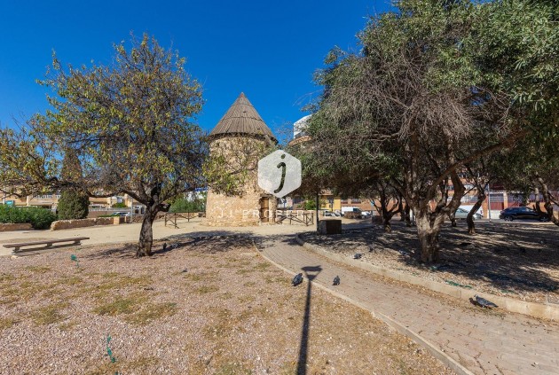 Segunda mano - Ático -
Torrevieja - El molino