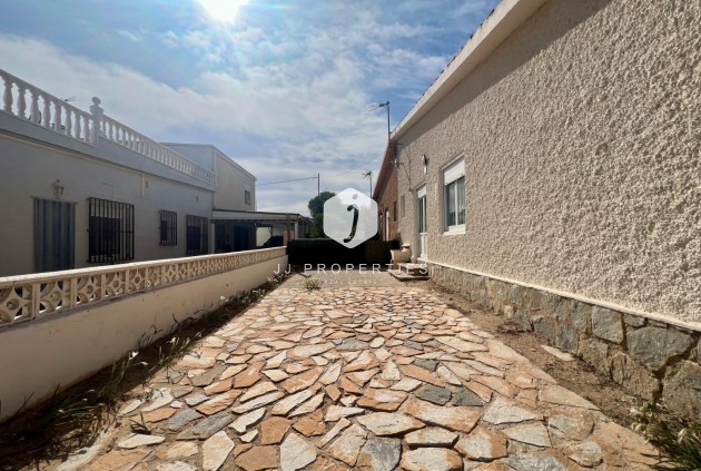 Segunda mano - Villa -
La Mata - Costa Blanca