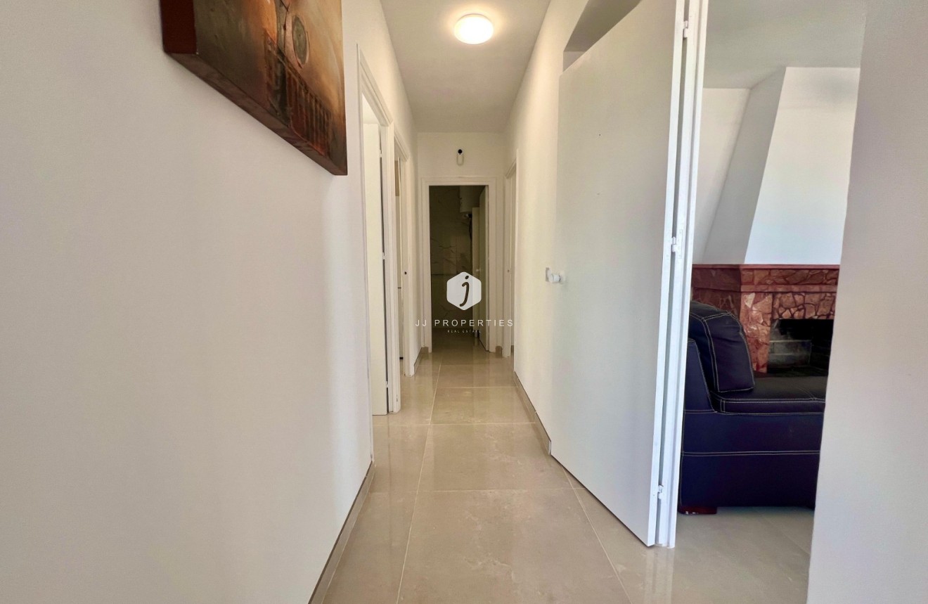 Segunda mano - Villa -
La Mata - Costa Blanca