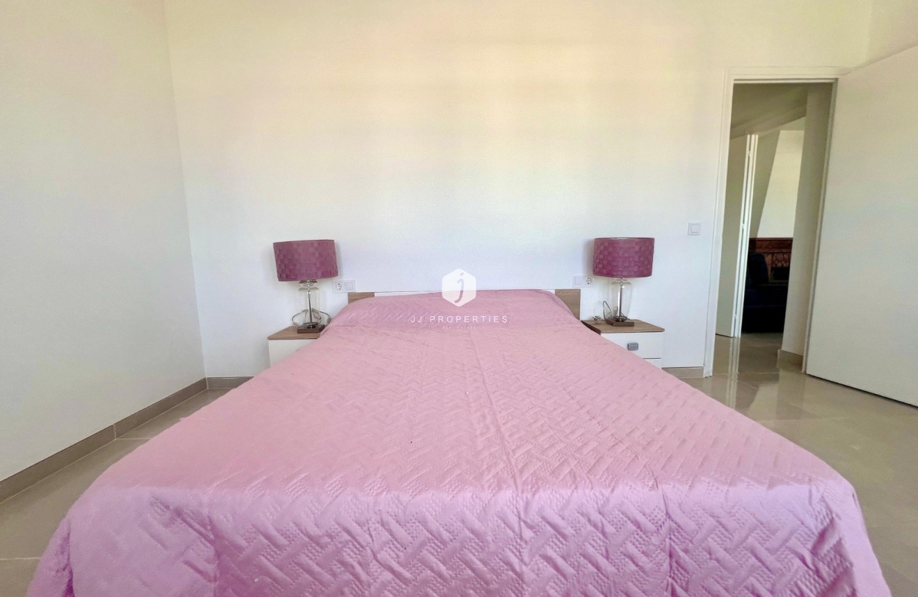 Segunda mano - Villa -
La Mata - Costa Blanca