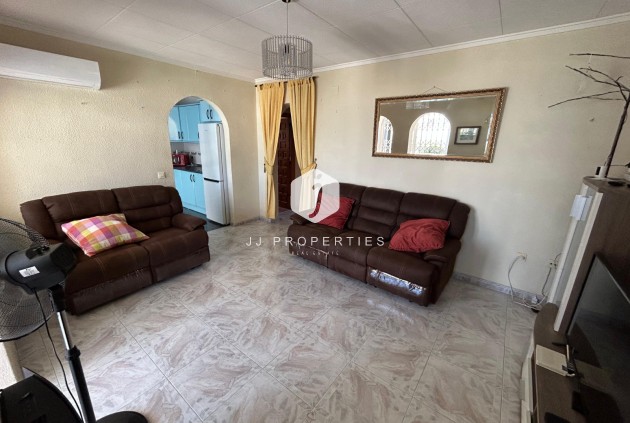 D'occasion - Chalet -
Torrevieja - Costa Blanca