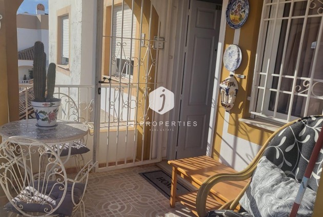 Tweedehands - Bungalow -
Torrevieja - Torretas