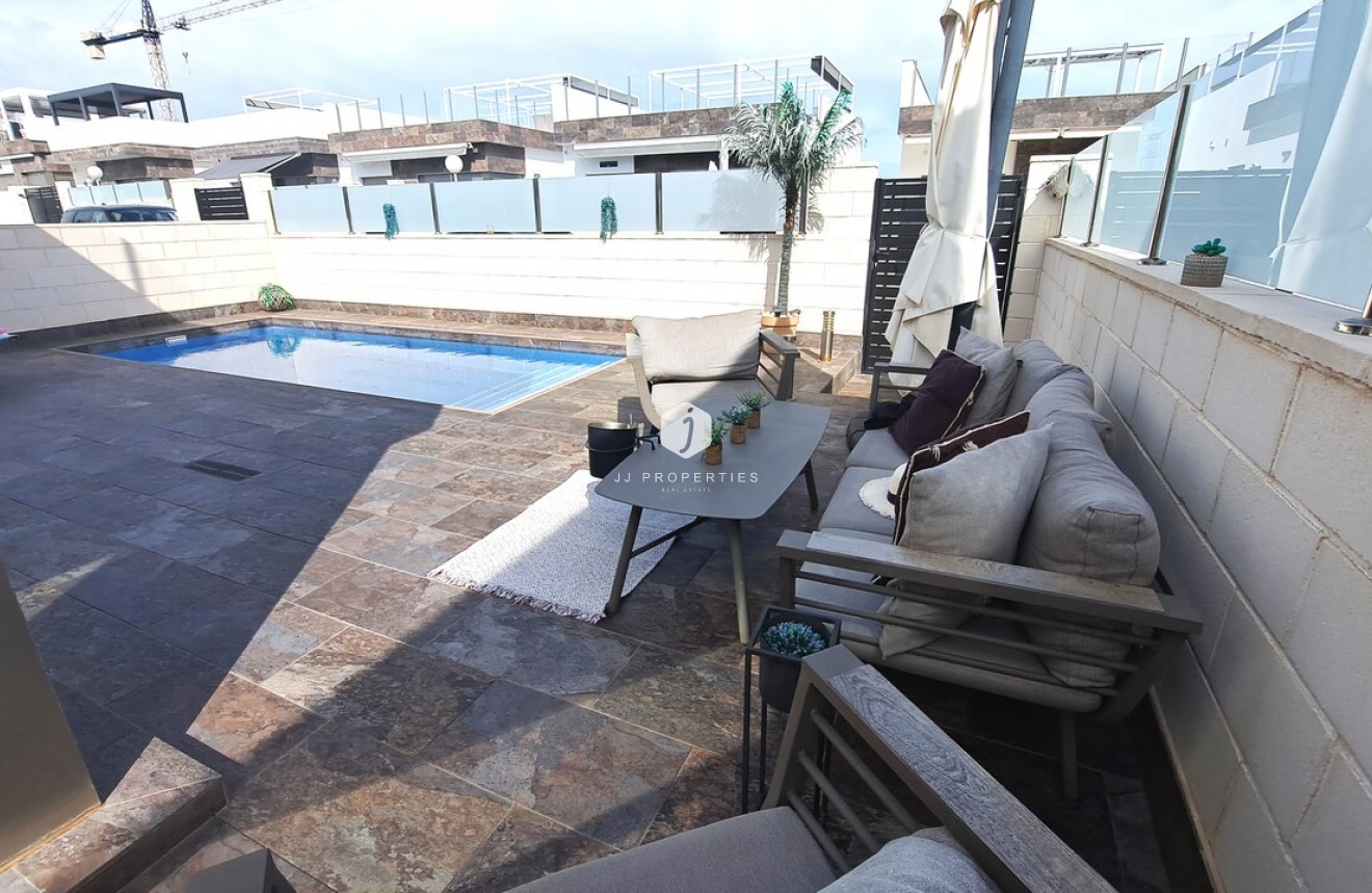 Segunda mano - Villa -
Orihuela Costa - Costa Blanca