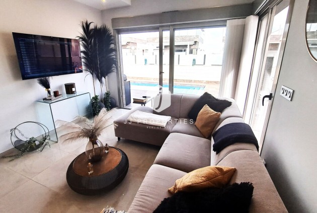 Segunda mano - Villa -
Orihuela Costa - Costa Blanca