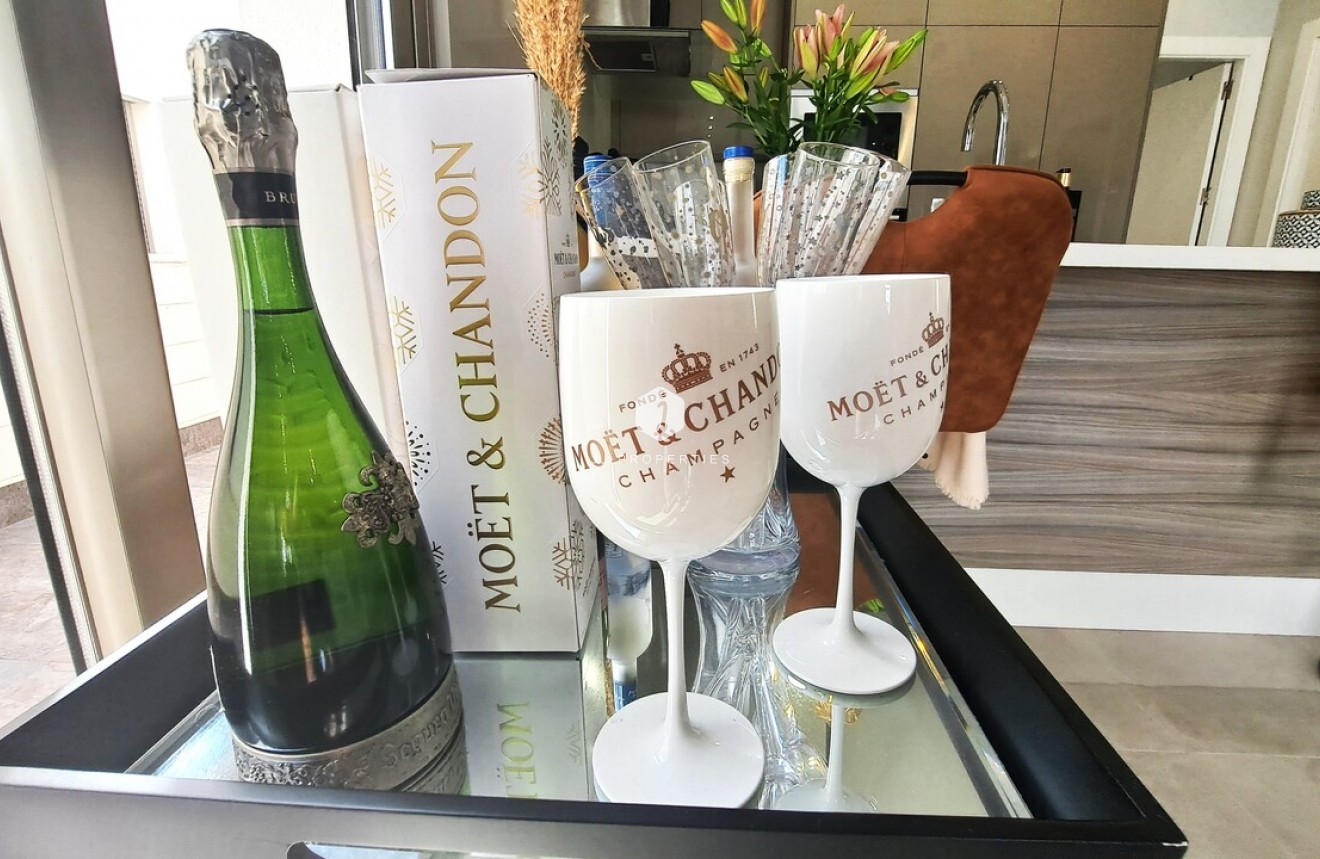 Segunda mano - Villa -
Orihuela Costa - Costa Blanca