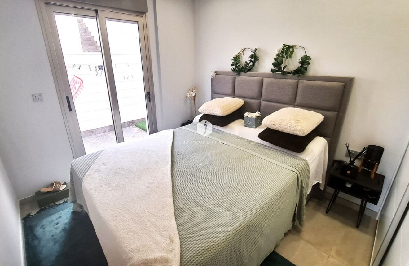 Segunda mano - Villa -
Orihuela Costa - Costa Blanca