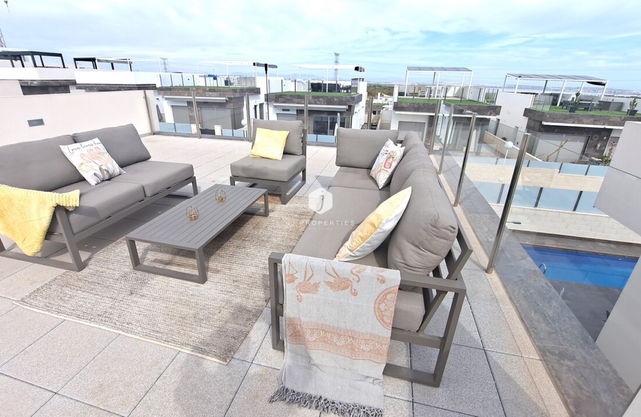 Segunda mano - Villa -
Orihuela Costa - Costa Blanca