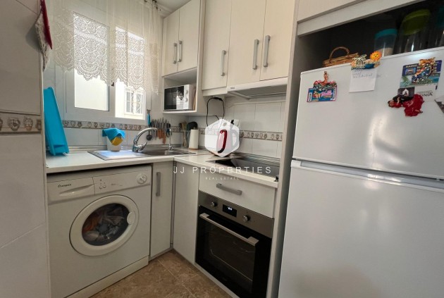 Segunda mano - Apartamento / piso -
Torrevieja - Playa de los Locos