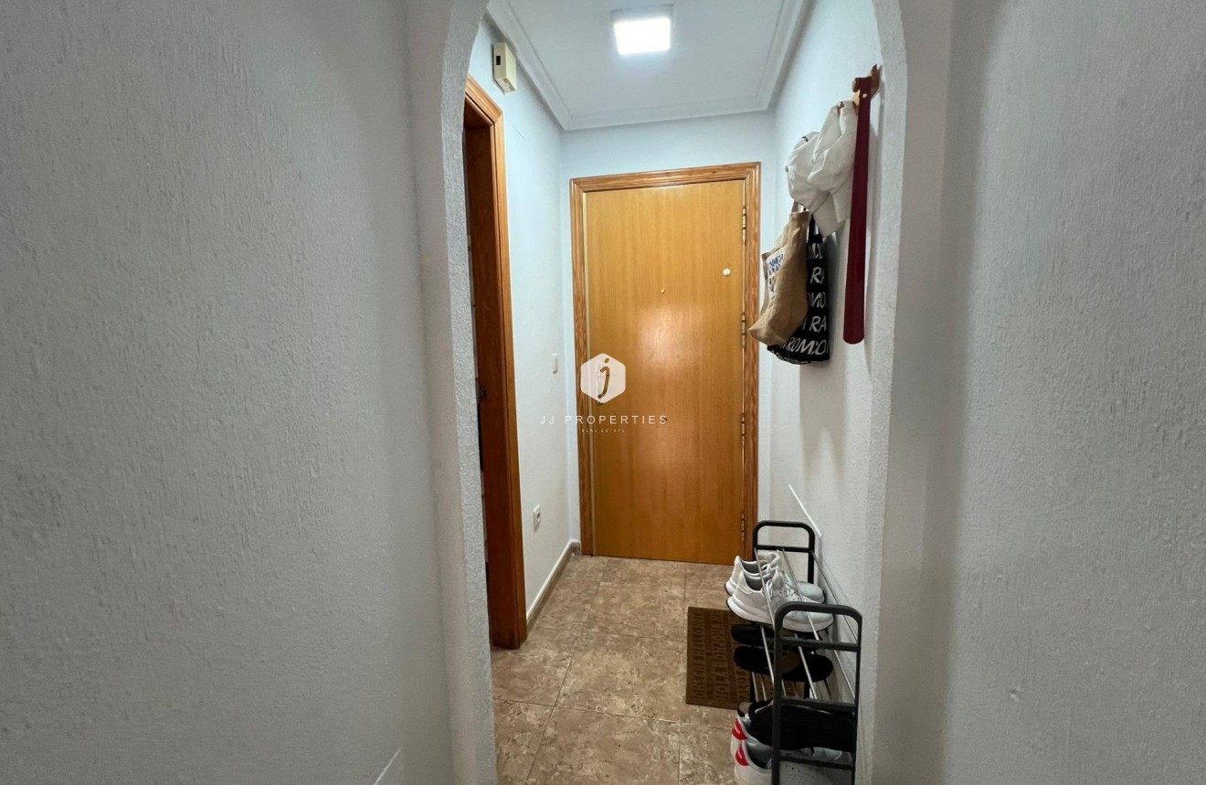 Segunda mano - Apartamento / piso -
Torrevieja - Playa de los Locos