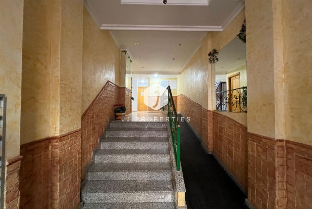 Segunda mano - Apartamento / piso -
Torrevieja - Playa de los Locos