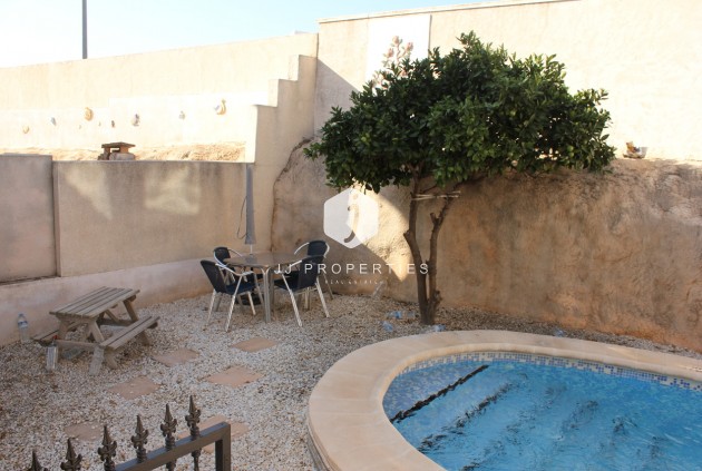 Segunda mano - Villa -
La Zenia - Costa Blanca