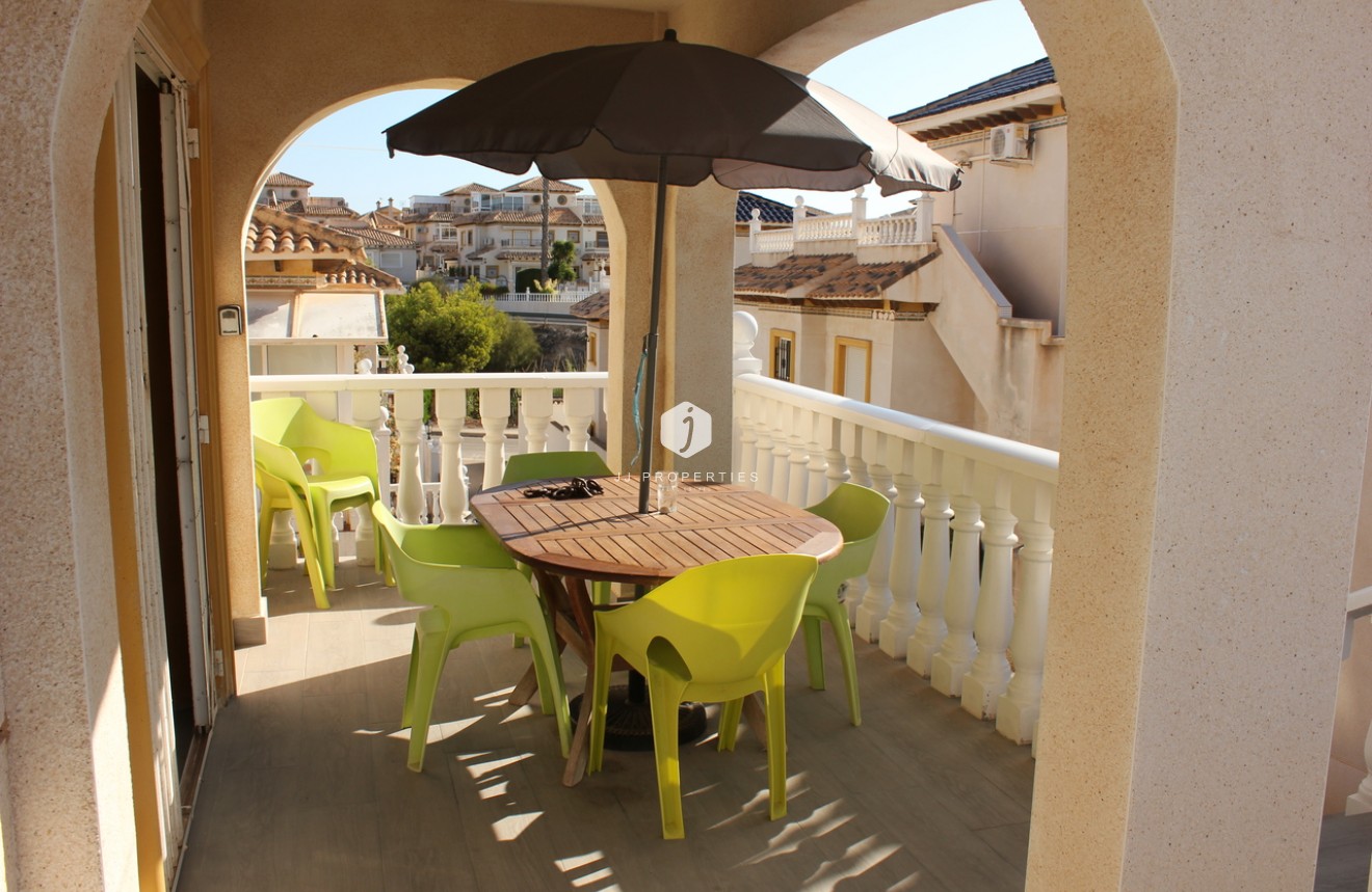 Segunda mano - Villa -
La Zenia - Costa Blanca