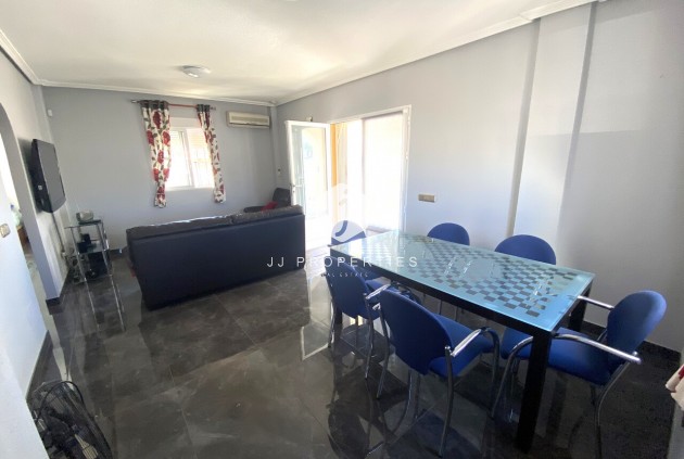 Segunda mano - Villa -
La Zenia - Costa Blanca