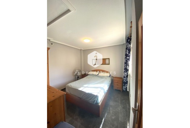 Segunda mano - Villa -
La Zenia - Costa Blanca