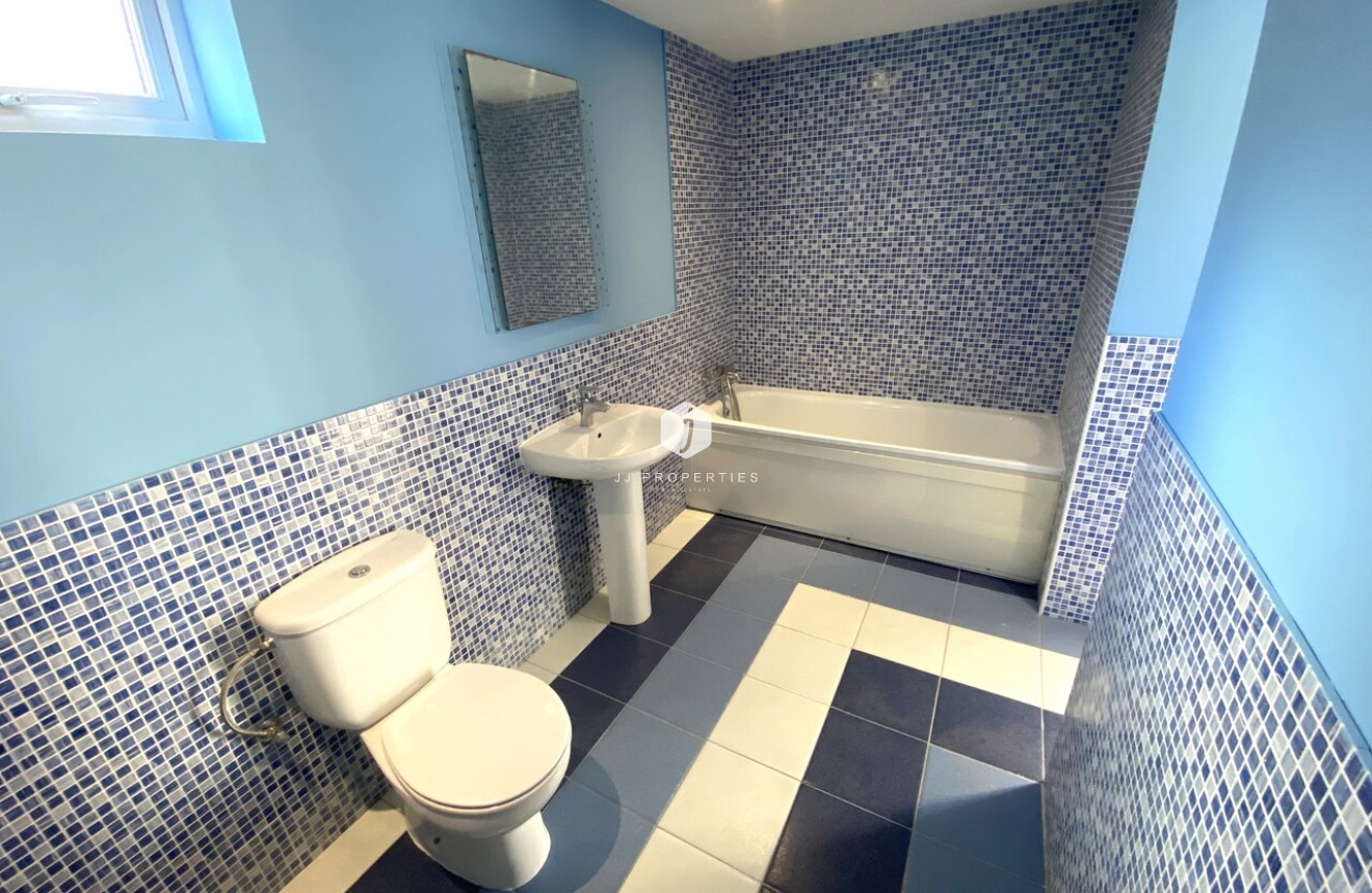 Segunda mano - Villa -
La Zenia - Costa Blanca