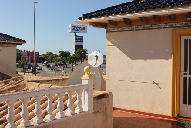 Segunda mano - Villa -
La Zenia - Costa Blanca