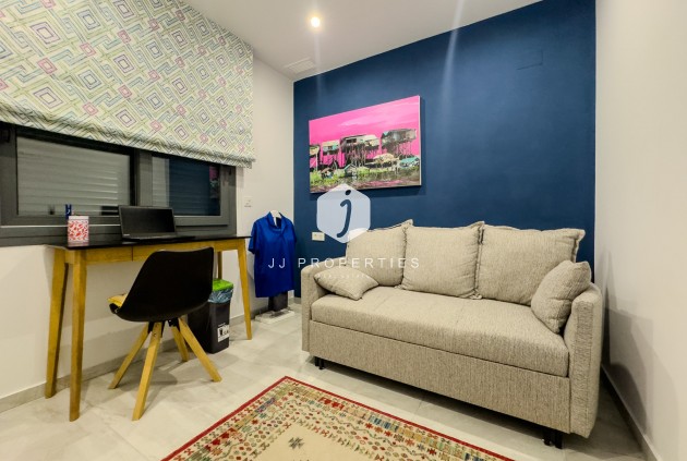 Segunda mano - Apartamento / piso -
Torrevieja - Costa Blanca