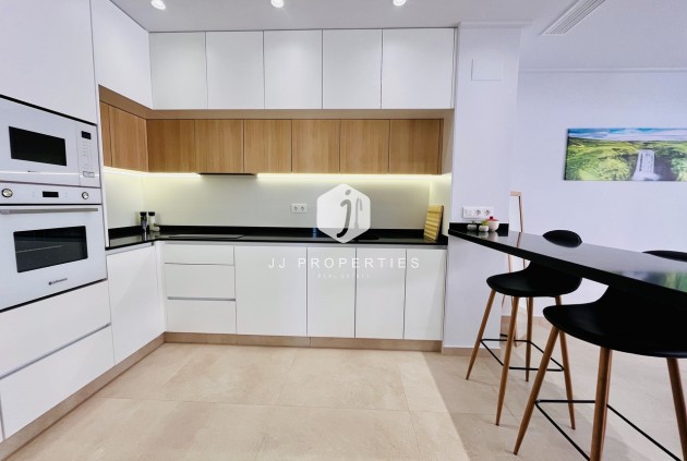 Segunda mano - Apartamento / piso -
El Raso - Costa Blanca