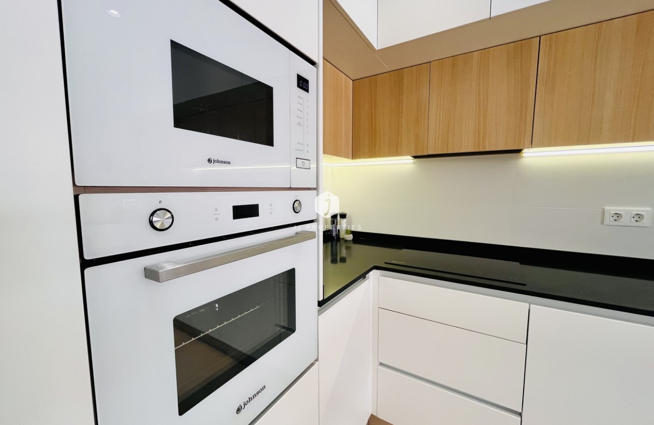 Segunda mano - Apartamento / piso -
El Raso - Costa Blanca