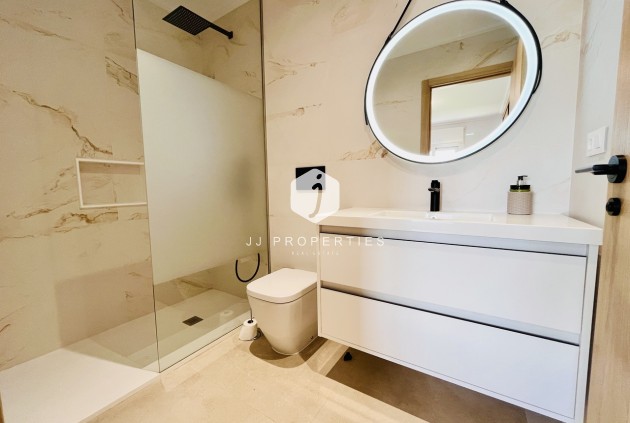 Segunda mano - Apartamento / piso -
El Raso - Costa Blanca