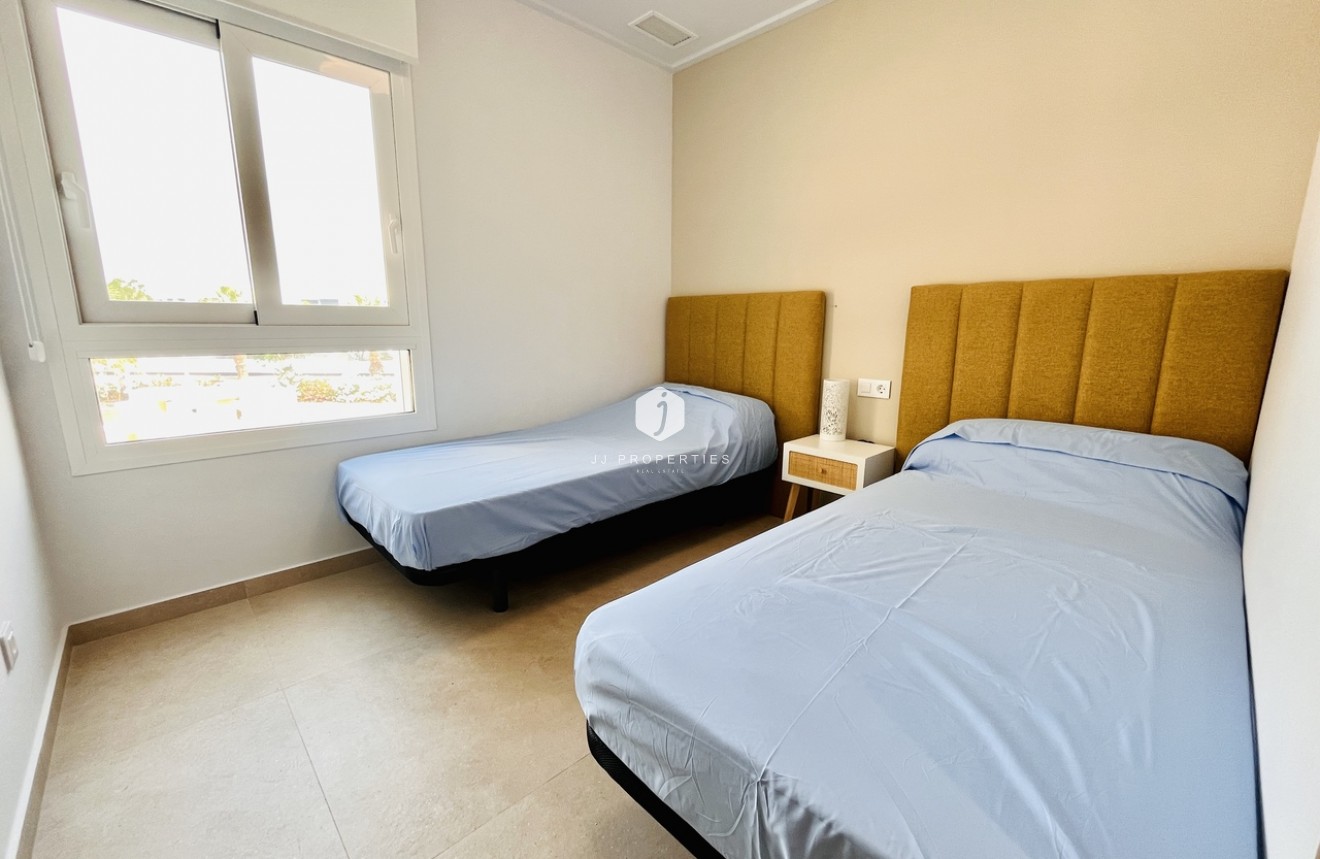 Segunda mano - Apartamento / piso -
El Raso - Costa Blanca