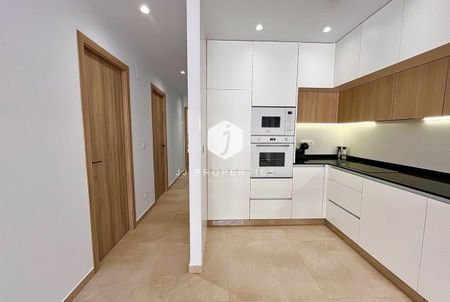 Segunda mano - Apartamento / piso -
El Raso - Costa Blanca