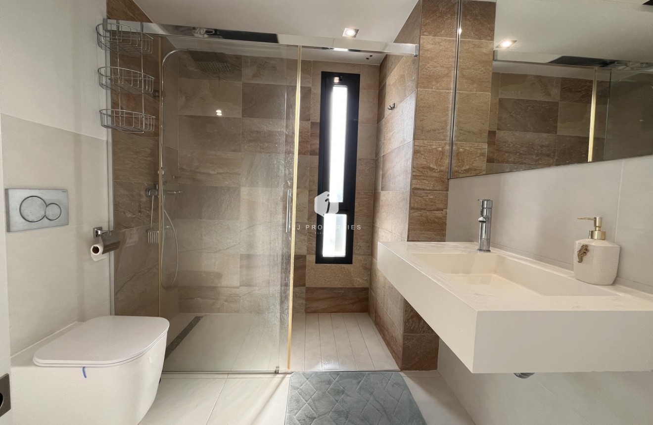 D'occasion - Villa -
Los Dolses - Inland