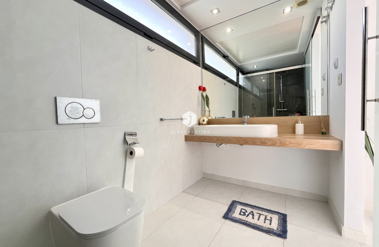 D'occasion - Villa -
Los Dolses - Inland