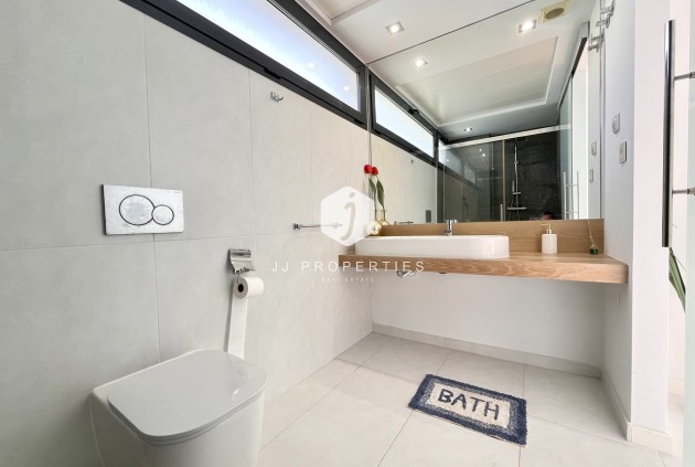 D'occasion - Villa -
Los Dolses - Inland