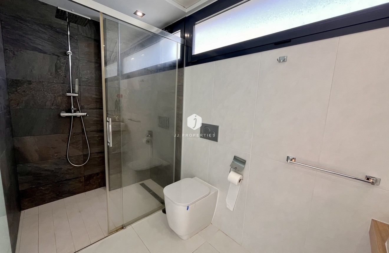 D'occasion - Villa -
Los Dolses - Inland