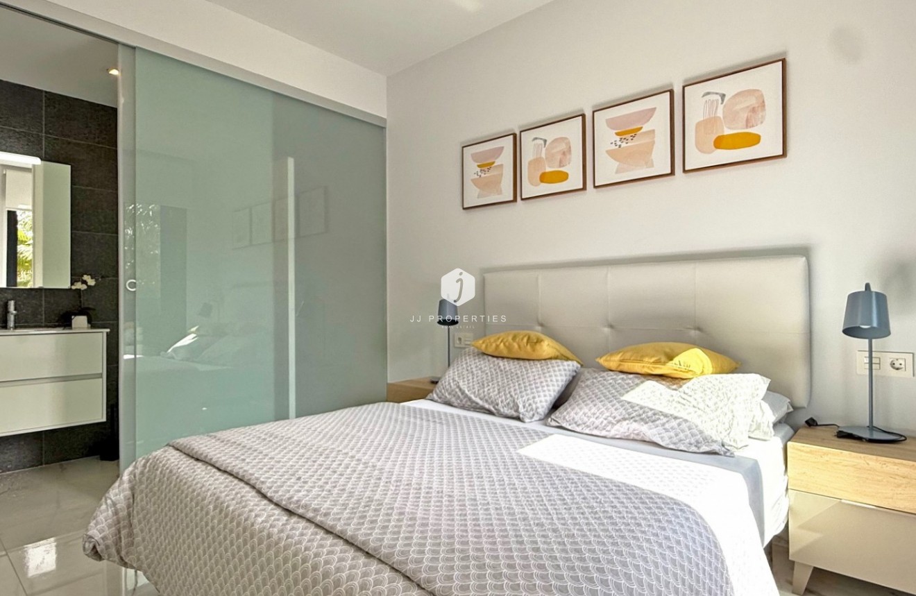 D'occasion - Appartement -
Orihuela Costa - Costa Blanca