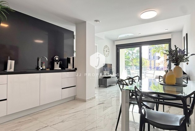 D'occasion - Appartement -
Orihuela Costa - Costa Blanca