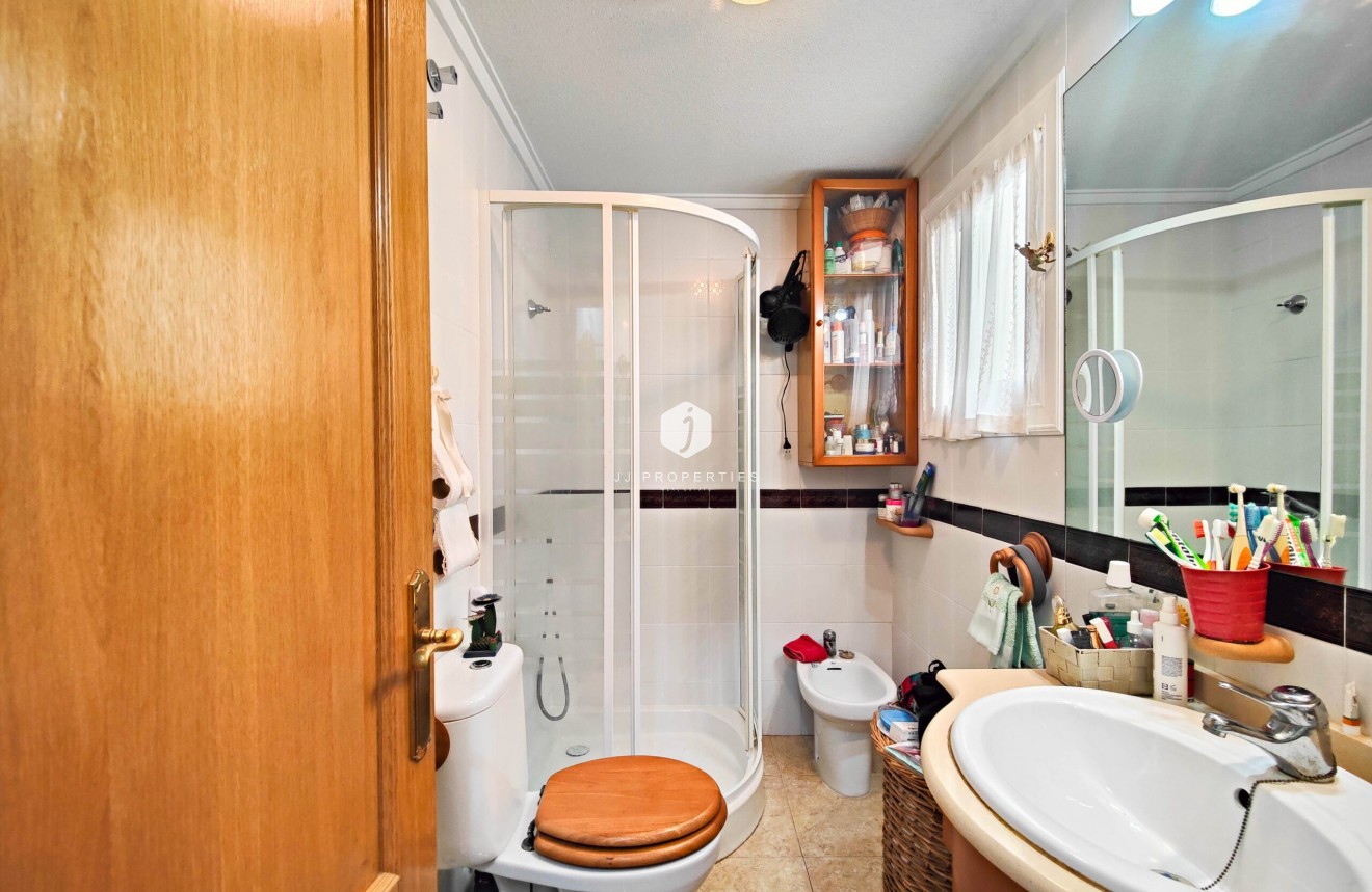 Aus zweiter Hand - Wohnung -
Torrevieja - Costa Blanca