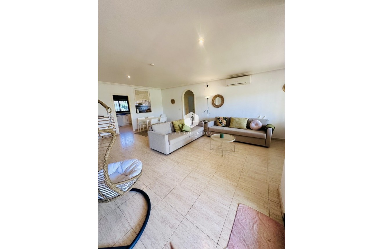 Aus zweiter Hand - Wohnung -
Orihuela Costa - Costa Blanca