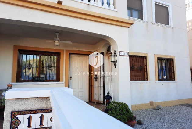 Segunda mano - Apartamento / piso -
Daya Vieja - Costa Blanca