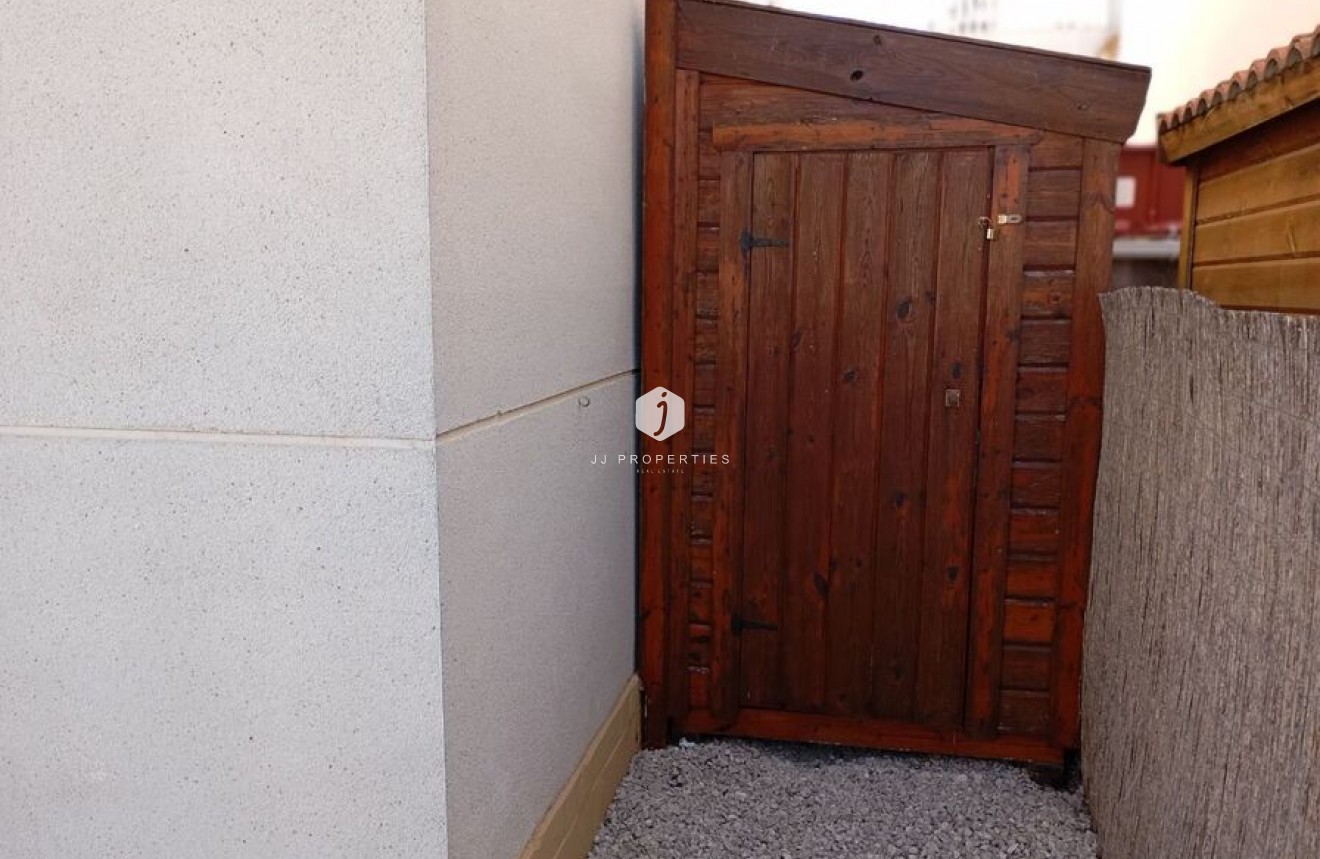 Segunda mano - Apartamento / piso -
Daya Vieja - Costa Blanca