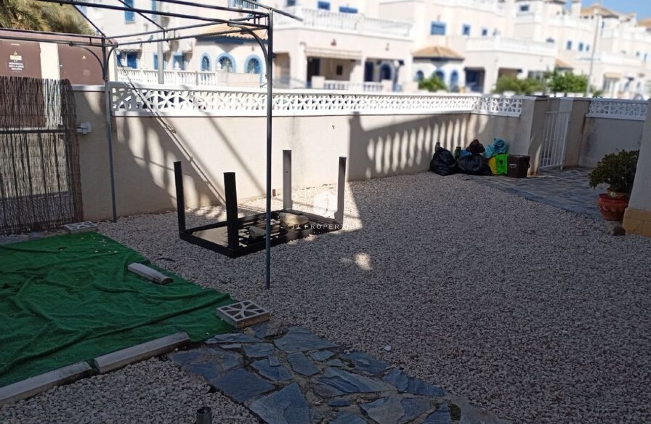 Segunda mano - Apartamento / piso -
Daya Vieja - Costa Blanca