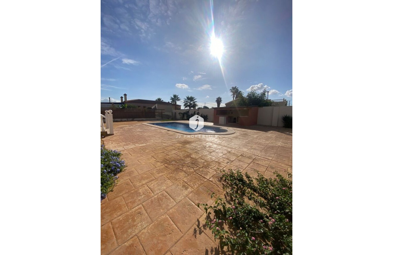 Segunda mano - Villa -
Catral - Costa Blanca